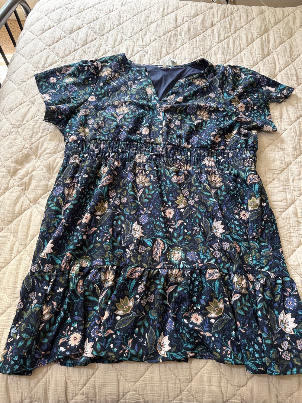 Maurices Navy Floral V‑Neck Midi Dress
